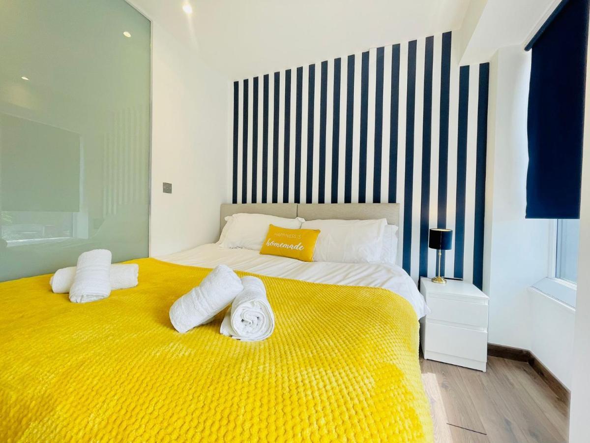 Park Street Apartment Luton By Hostaguest Luaran gambar